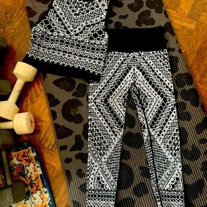 Workout set Fabletics. Please note sizes